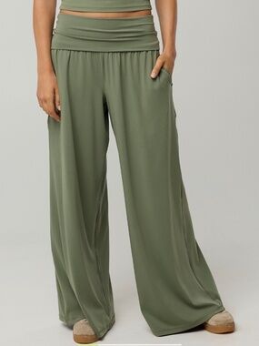 Offline by aerie real me foldover super wide leg pant
